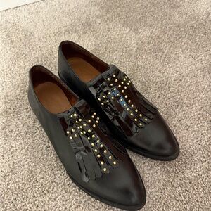 Black Leather chic loafers with Fringe Detail
